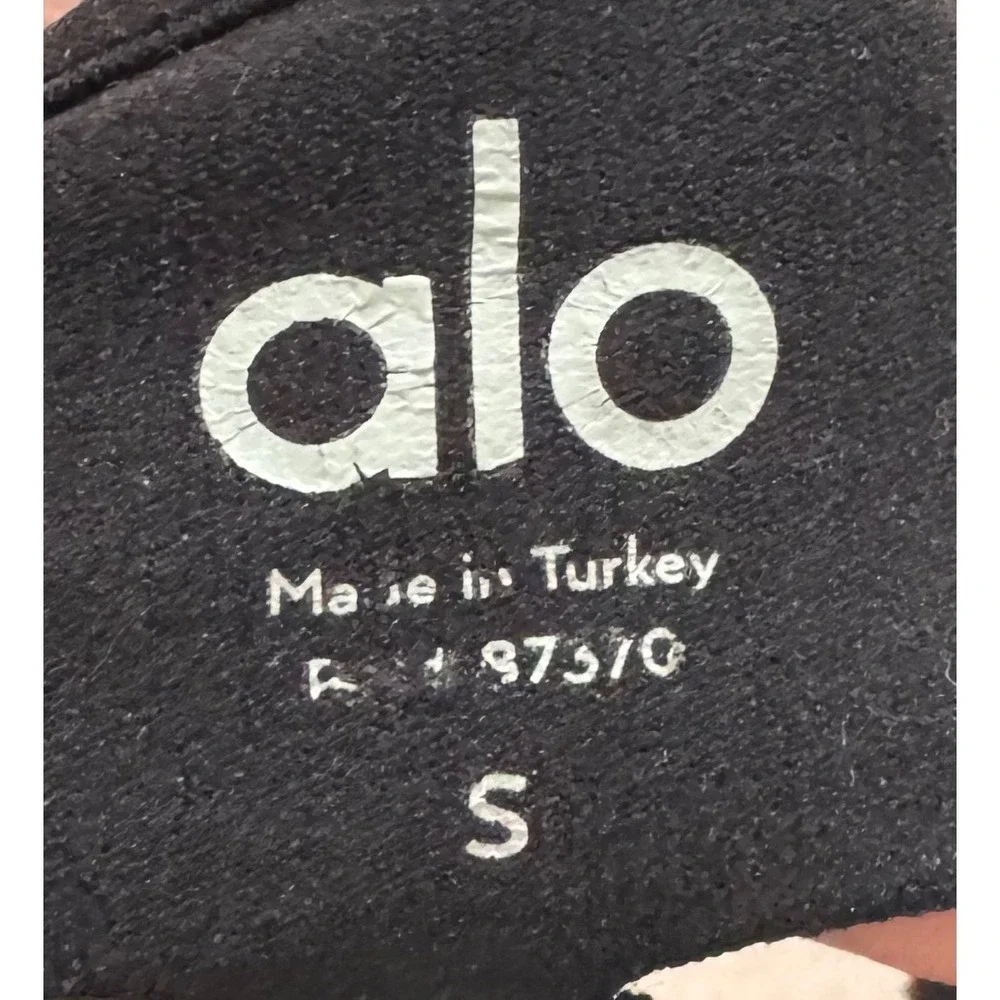 Alo Yoga Siren Long Sleeve Top Black Distressed Laser Cut Seamless‎ Small